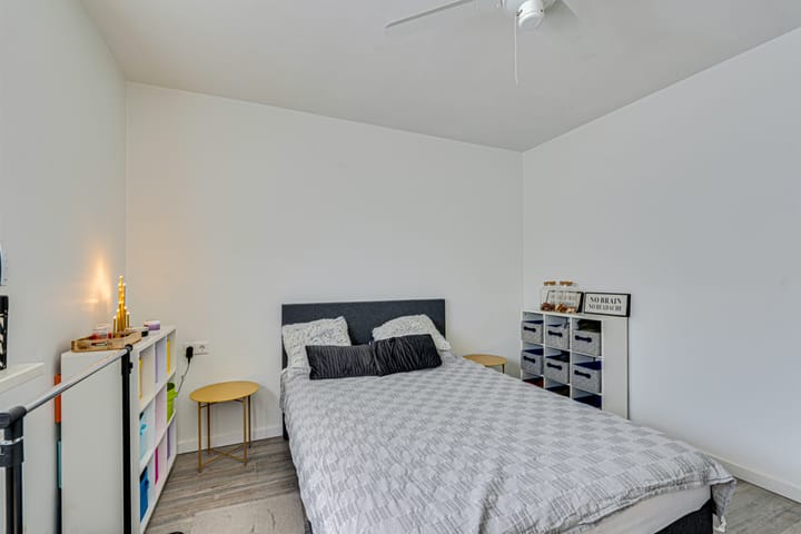 Photo 47 of Roozenburglaan 151