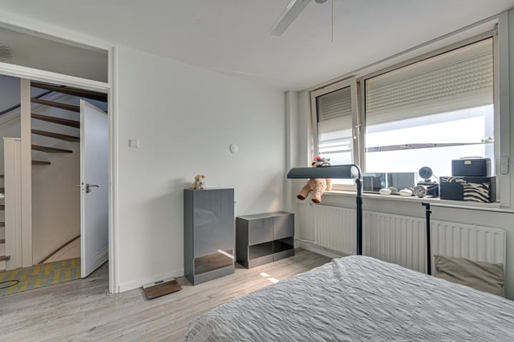 Photo 48 of Roozenburglaan 151