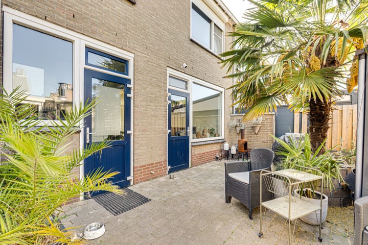 Photo 61 of Roozenburglaan 151