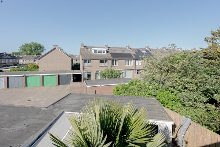 Photo 71 of Roozenburglaan 151