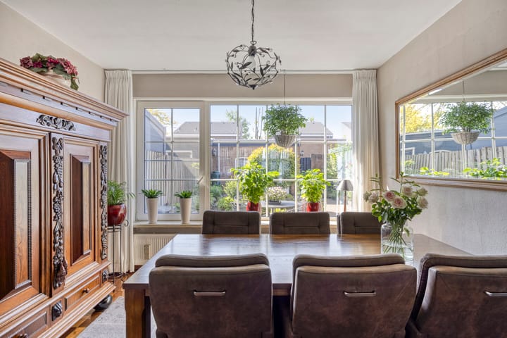 Foto 9 van Hasselaarstraat 1