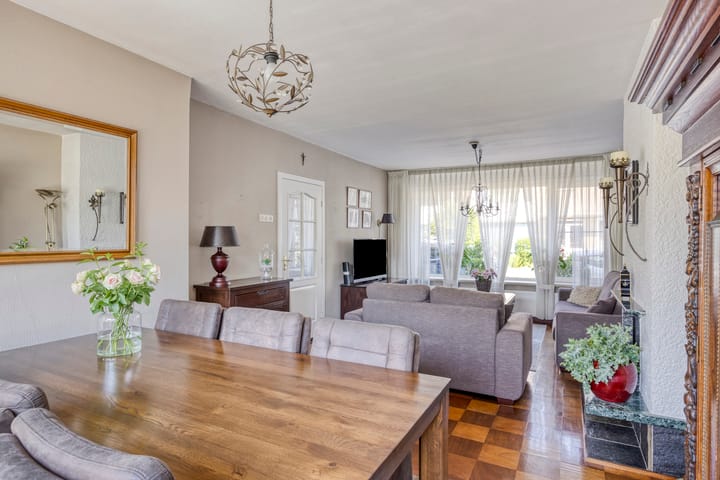 Foto 10 van Hasselaarstraat 1