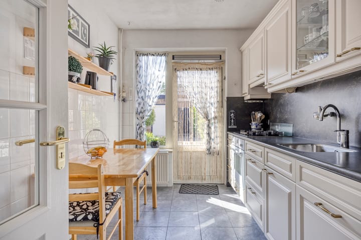 Foto 11 van Hasselaarstraat 1