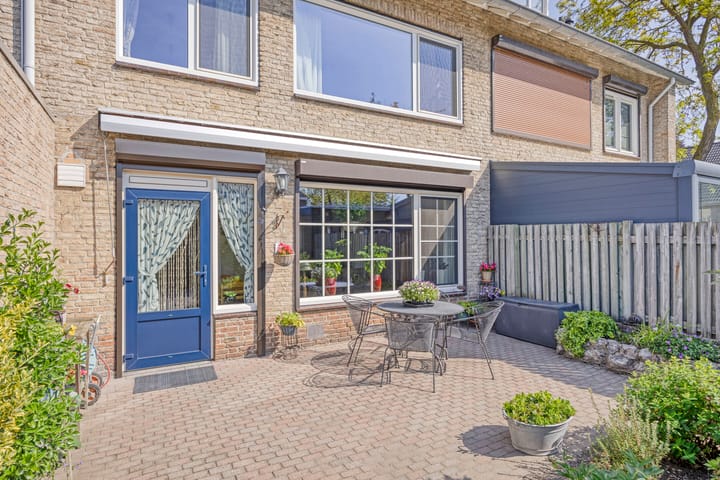 Foto 14 van Hasselaarstraat 1