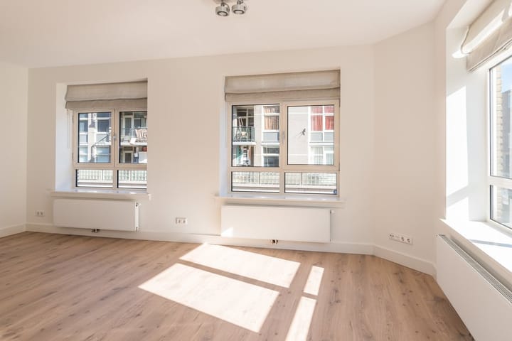 Photo 3 of Ten Katestraat 42-1