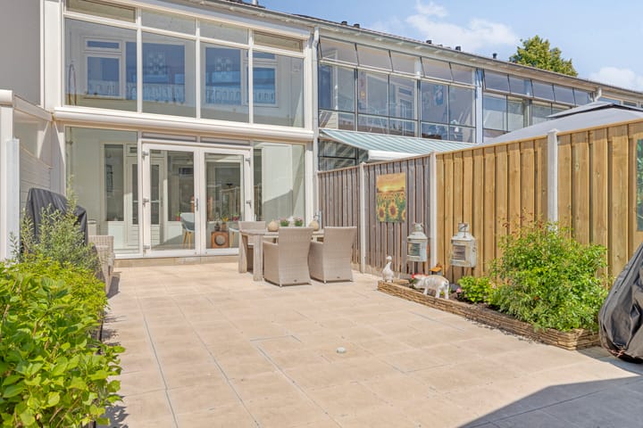 Foto 15 van Fie Carelsenstraat 18