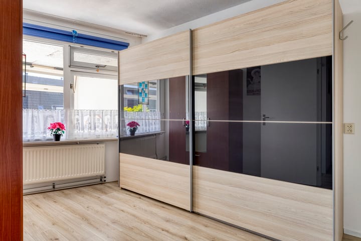 Foto 27 van Fie Carelsenstraat 18