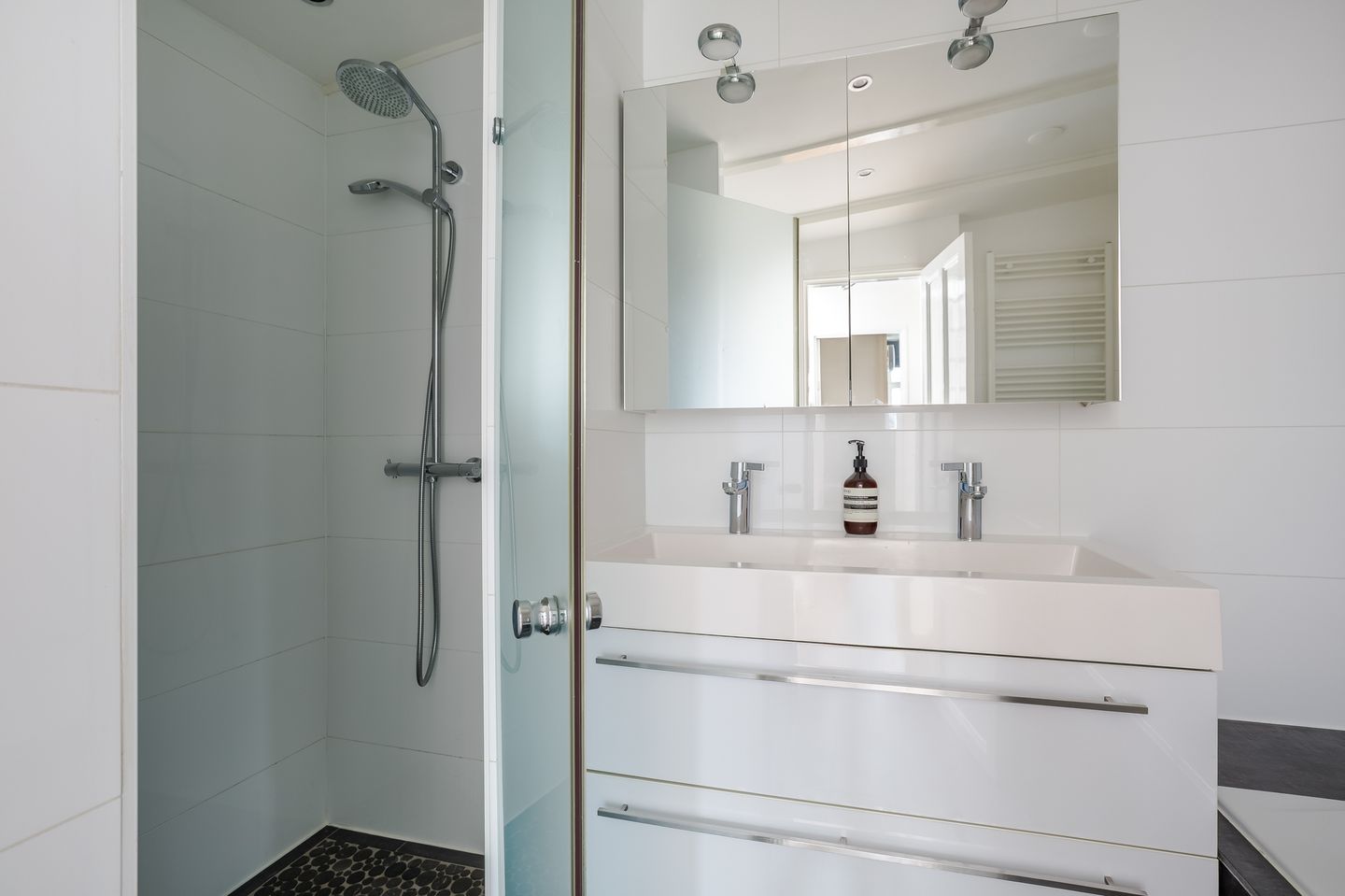 Foto 20 van Eerste Constantijn Huygensstraat 82-3