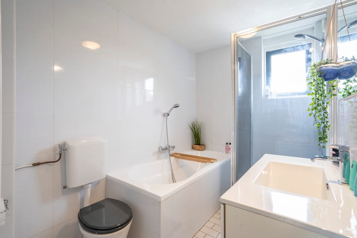 Foto 13 van Ridder van Tuylstraat 7