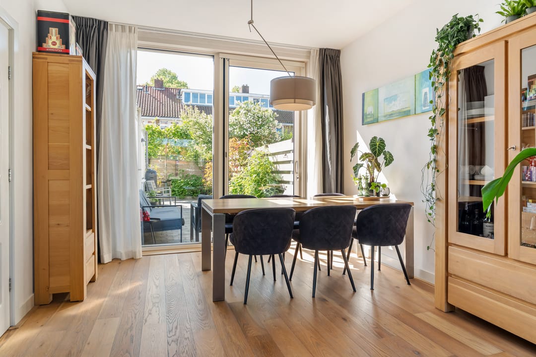 Photo 8 of Mozartstraat 93