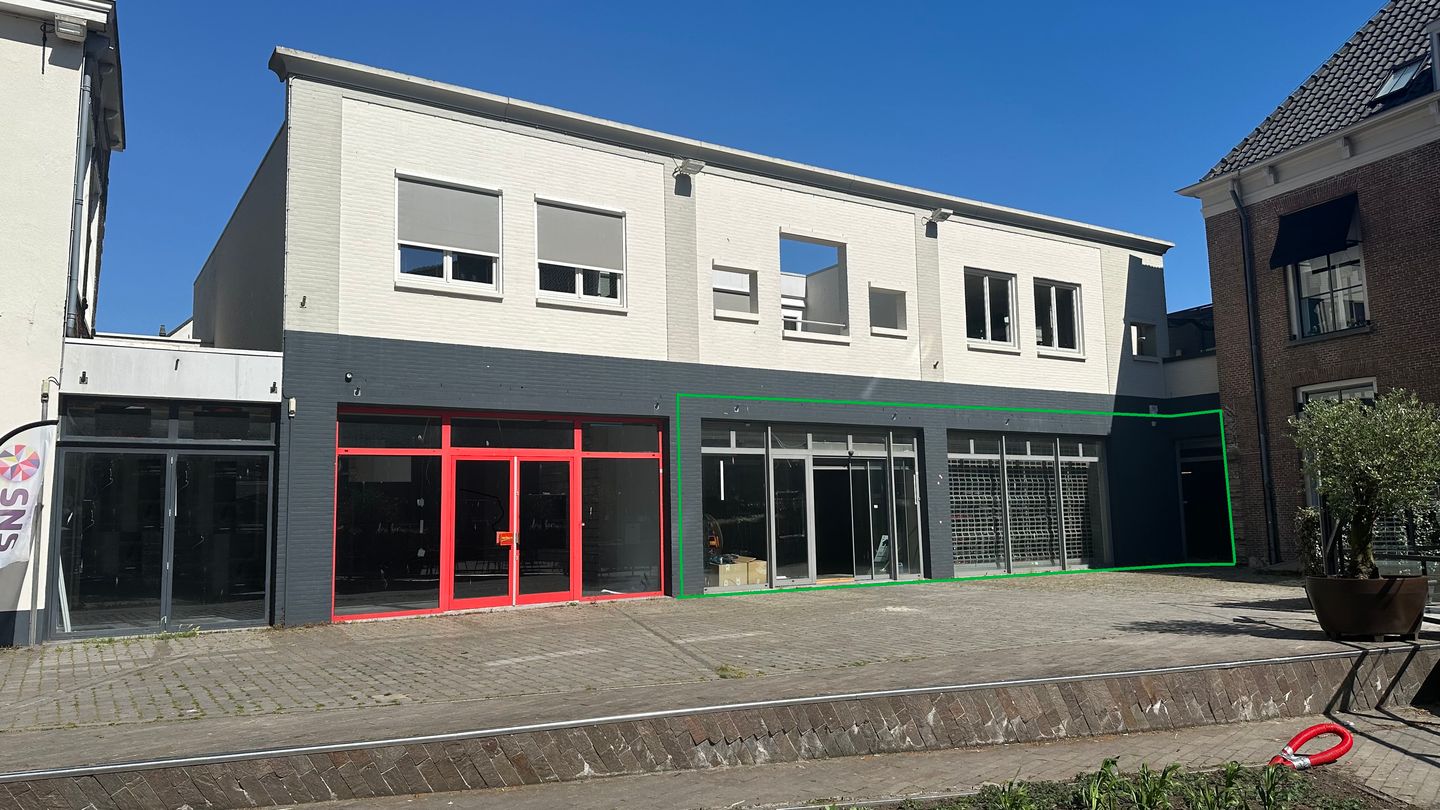 Bekijk foto 1 van Gouvernementsplein 26