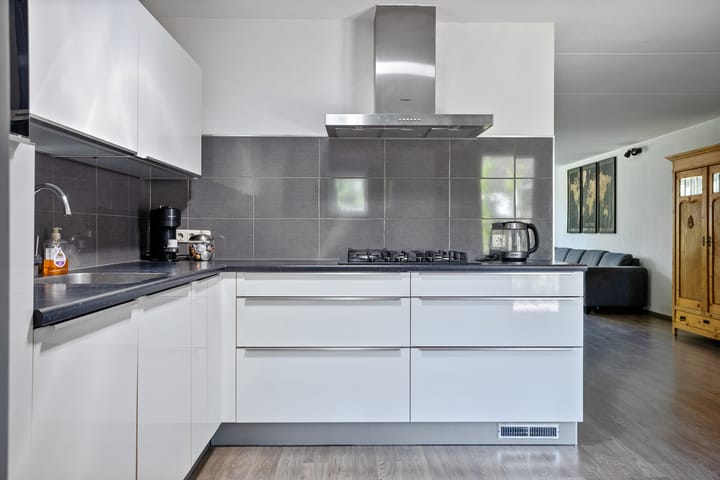 Foto 13 van Mezenveld 152