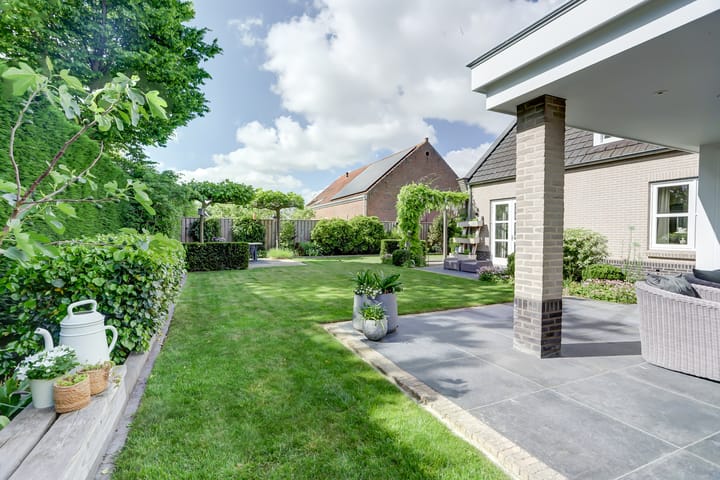 Photo 47 of 's-Gravenpolderseweg 102-C