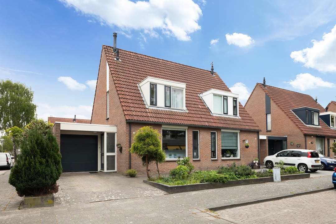 Foto 1 van Idzerdastins 32