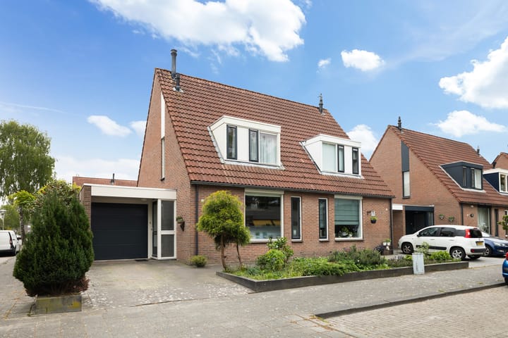 Foto 1 van Idzerdastins 32