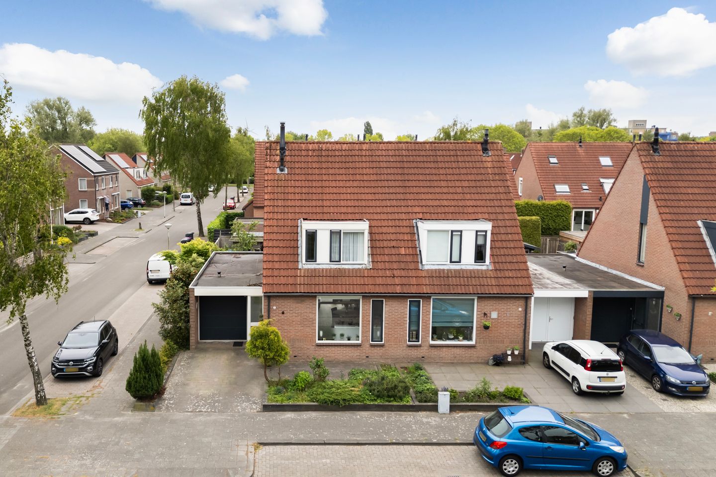 Foto 4 van Idzerdastins 32