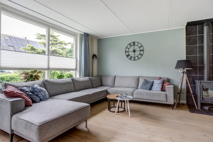 Foto 10 van Burg. S. Schagenstraat 7