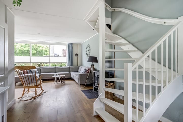 Foto 16 van Burg. S. Schagenstraat 7