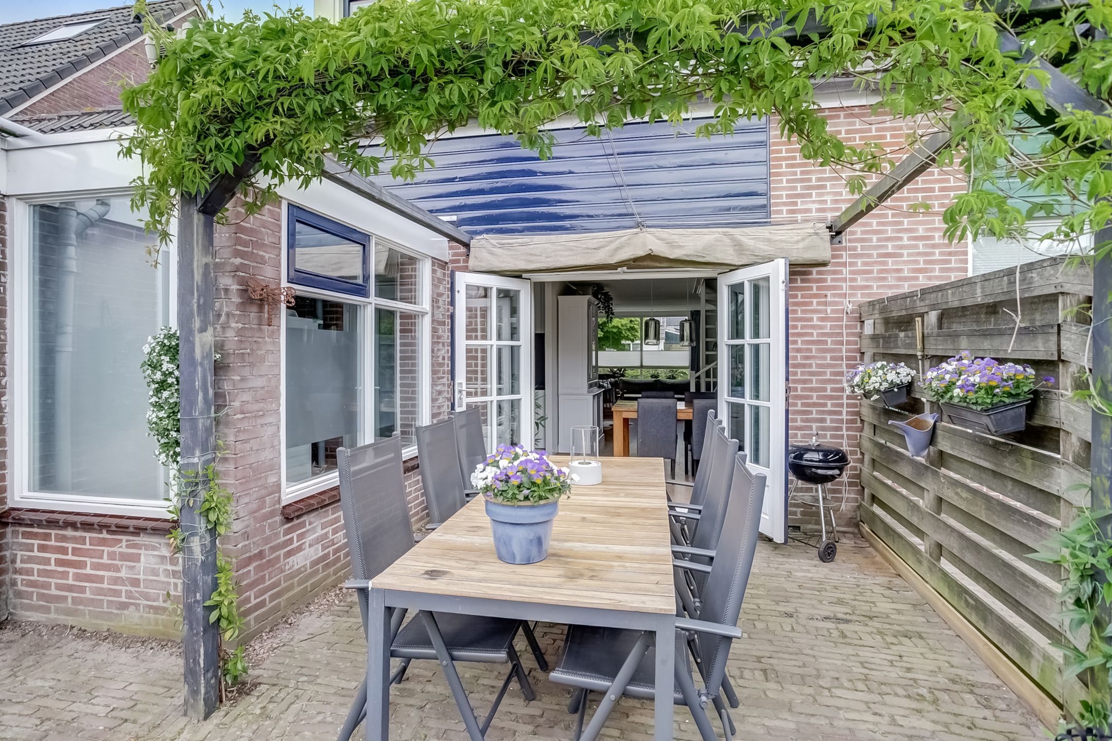 Foto 33 van Burg. S. Schagenstraat 7