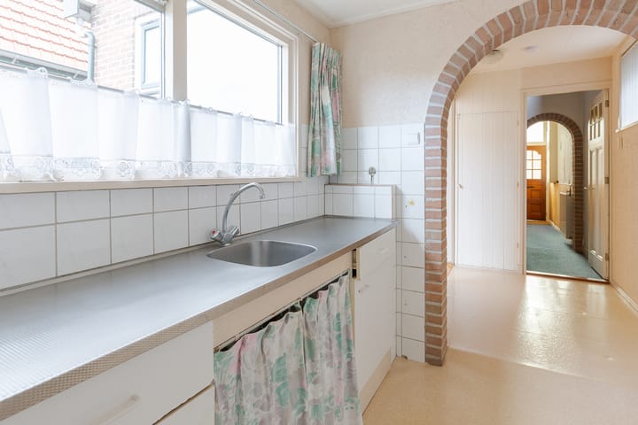 Photo 12 of Schoolstraat 12