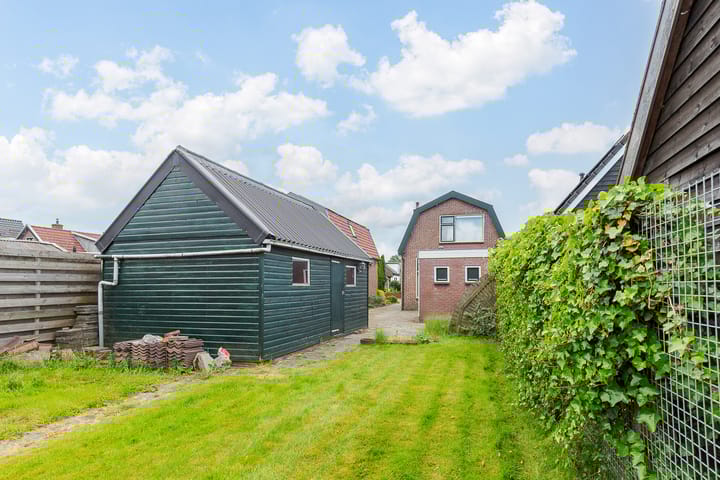 Photo 25 of Schoolstraat 12