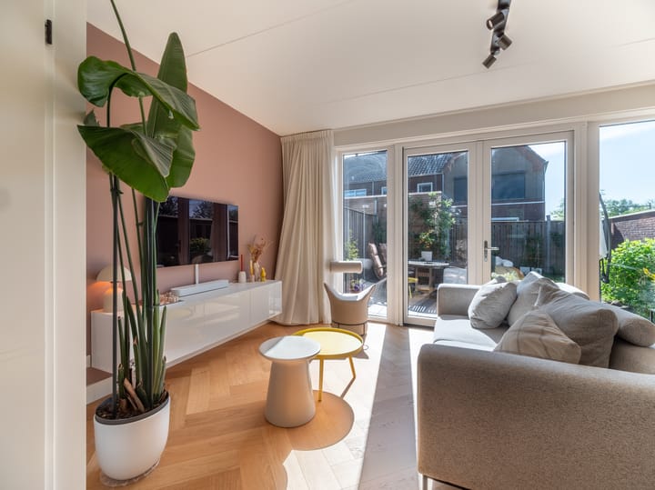 Foto 10 van Baas en Domburgstraat 75