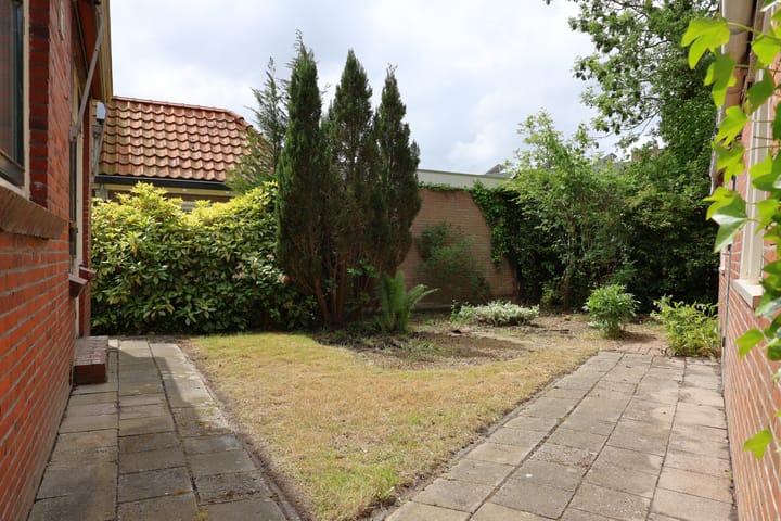 Photo 10 of Lekkumerweg 83