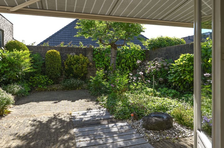 Foto 2 van Dr. Jan Schoutenlaan 7