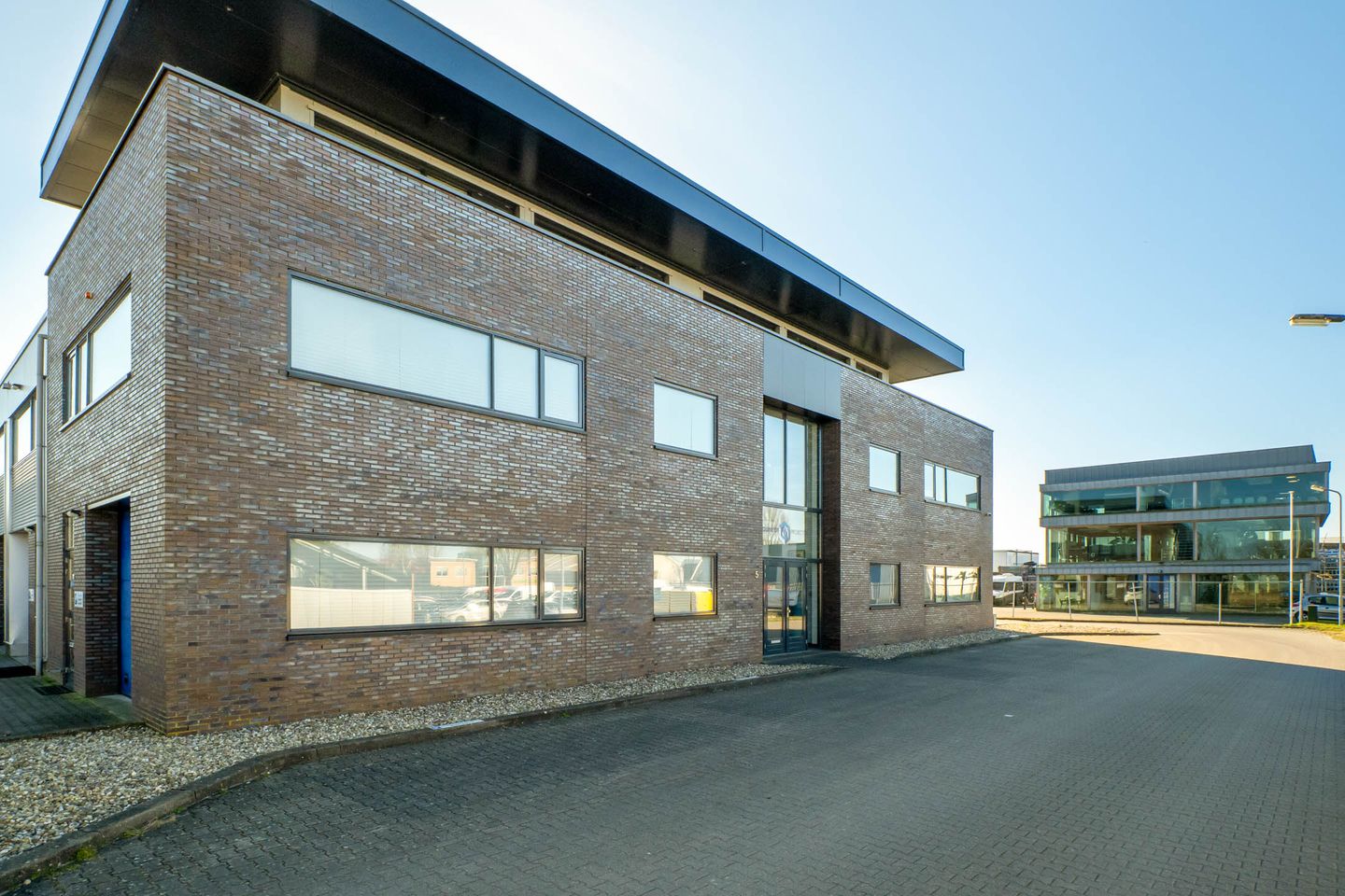 Bekijk foto 5 van Neerlandia 3-5