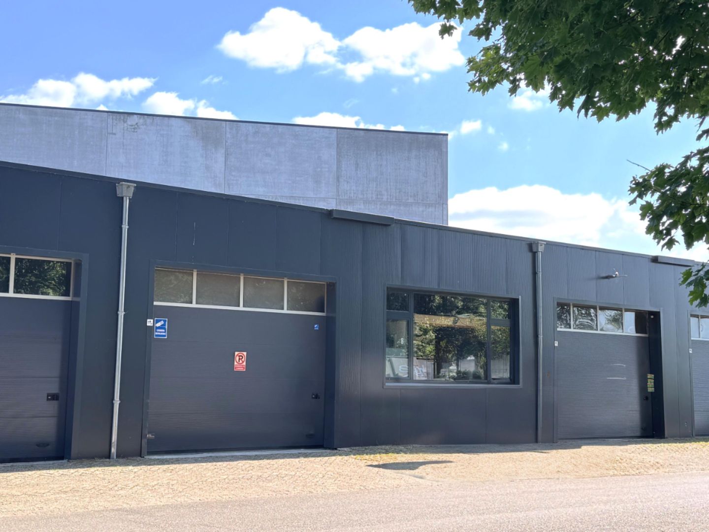 Bekijk foto 1 van Meniststraat 1-A04