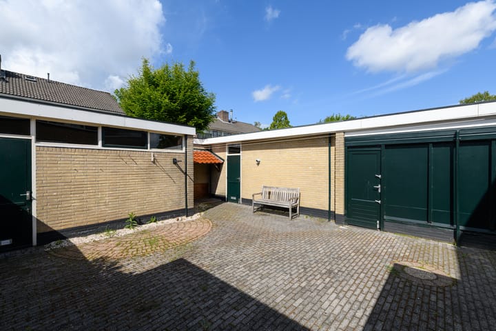 Photo 31 of Burgemeester Falkenaweg 184