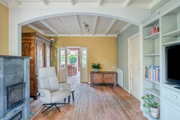 Photo 12 of Schoolstraat 2