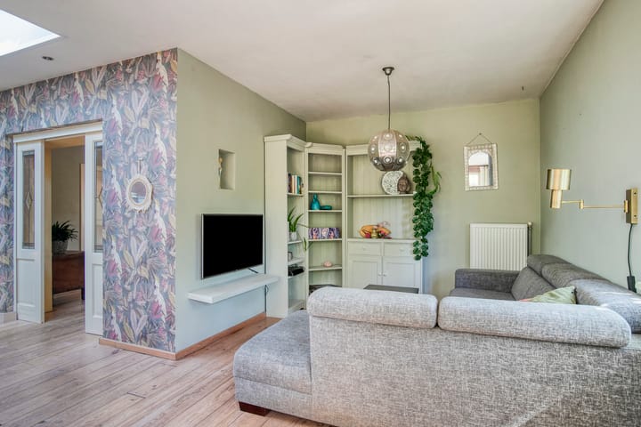 Photo 23 of Schoolstraat 2