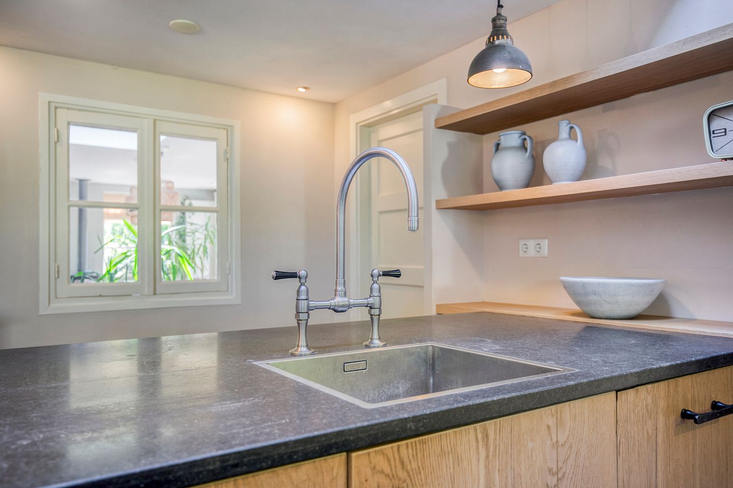 Foto 29 van Schoolstraat 2