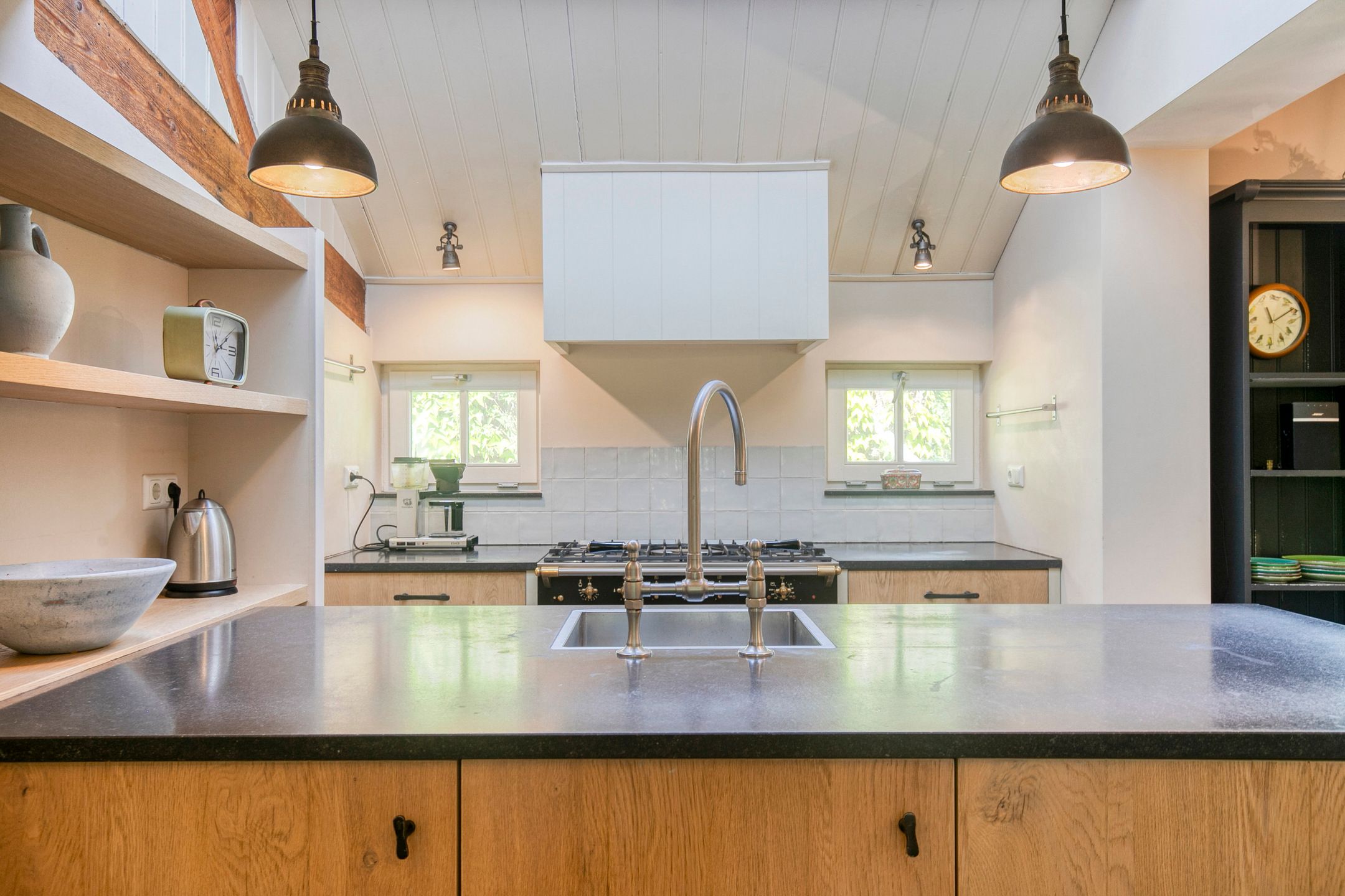 Foto 33 van Schoolstraat 2