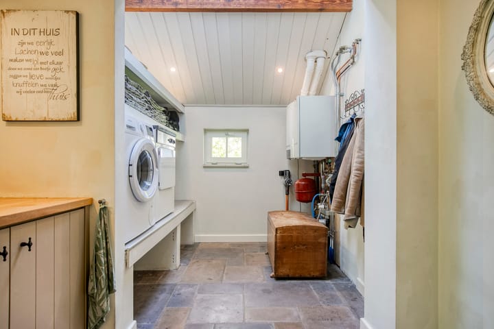 Photo 34 of Schoolstraat 2