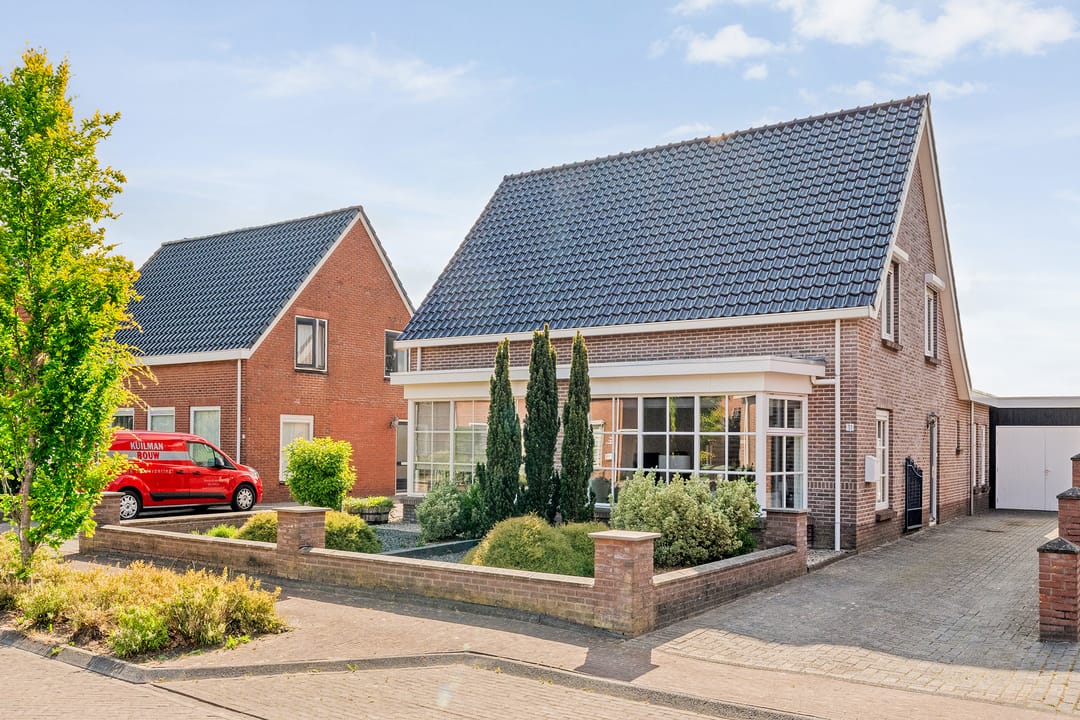 Foto 1 van Pastoor Slosserstraat 31