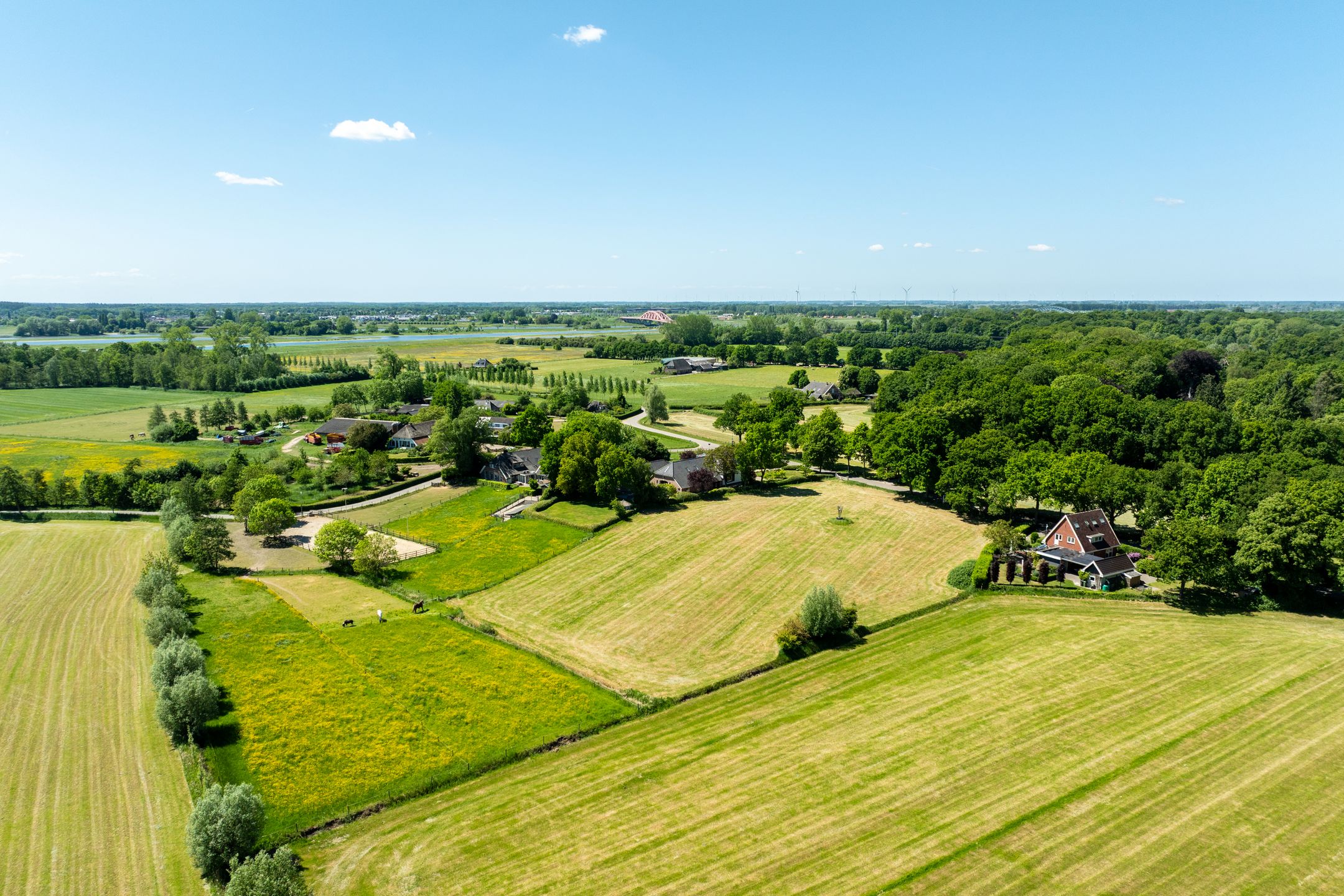 Foto 6 van Schellerbergweg 33