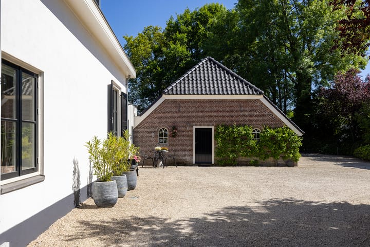 Foto 14 van Schellerbergweg 33