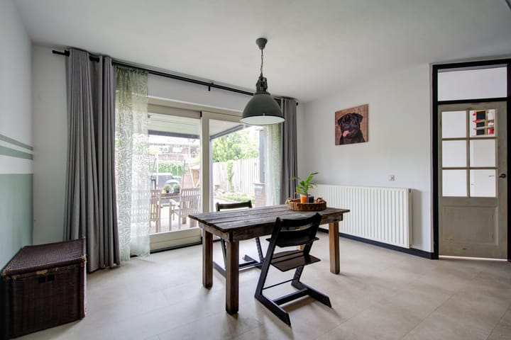 Photo 13 of Desselaar 13