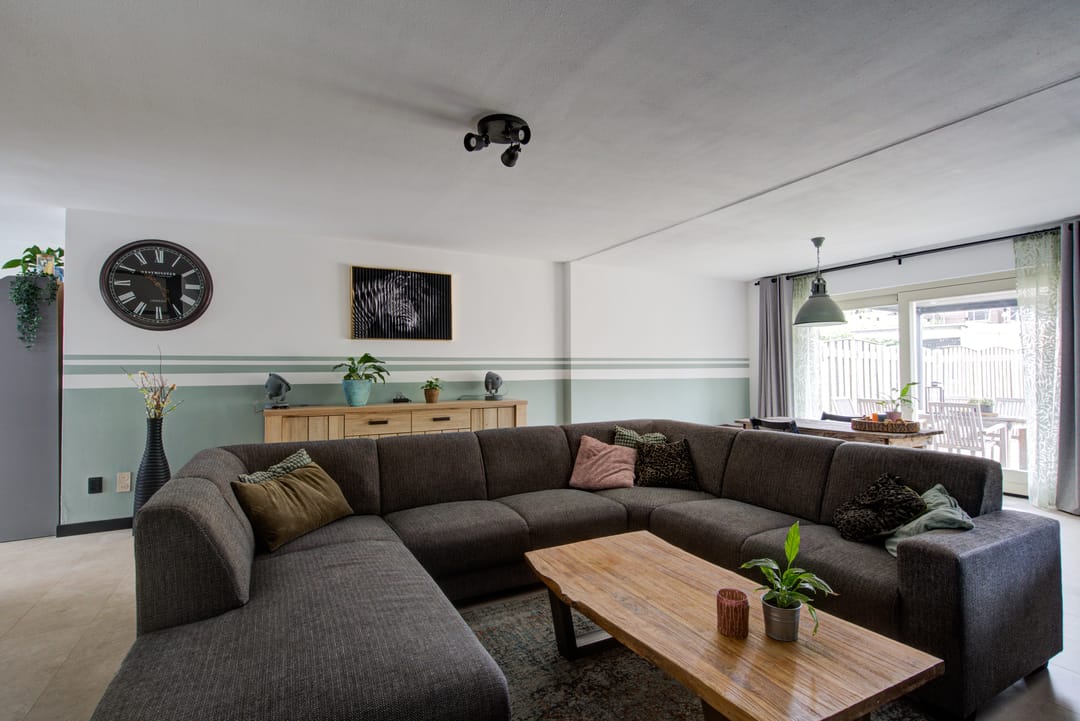 Photo 2 of Desselaar 13