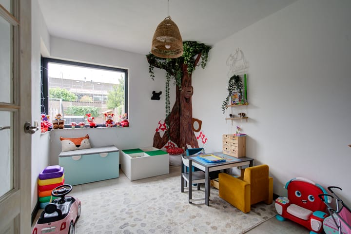 Photo 30 of Desselaar 13