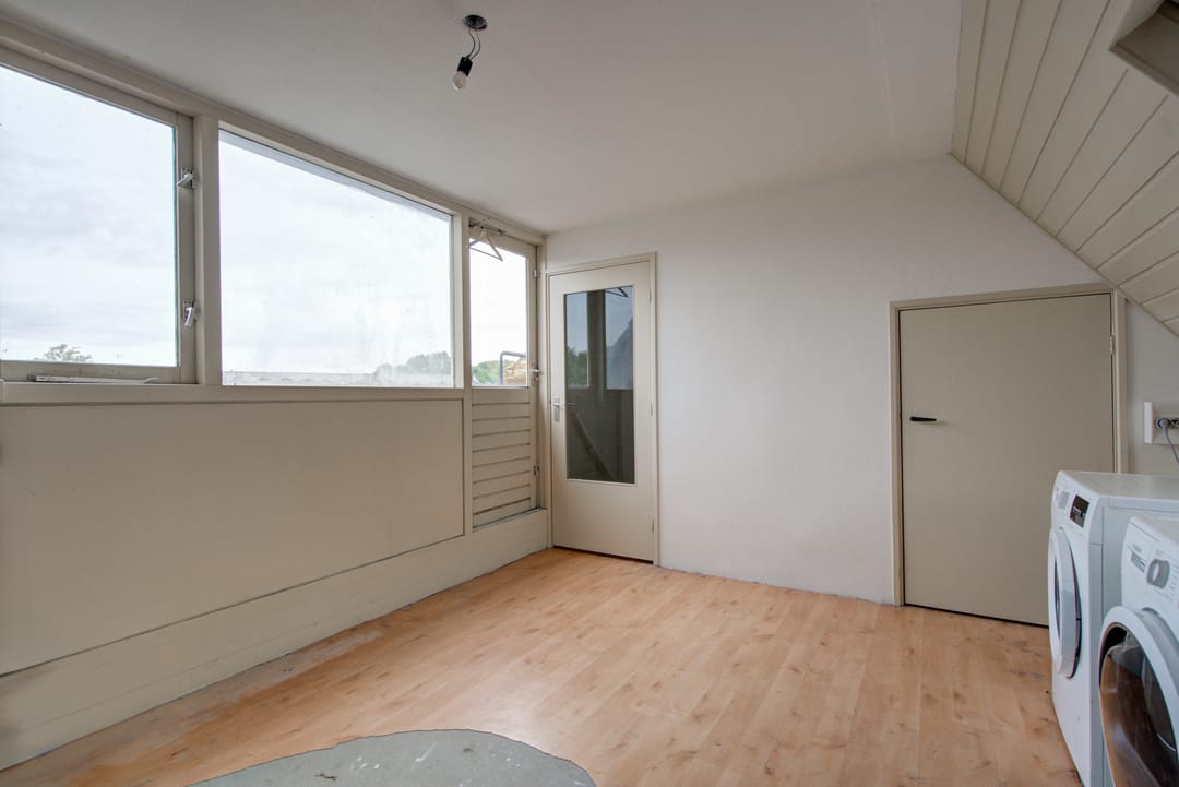 Photo 31 of Desselaar 13