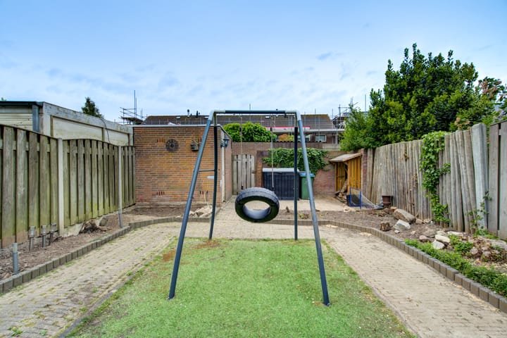 Photo 39 of Desselaar 13