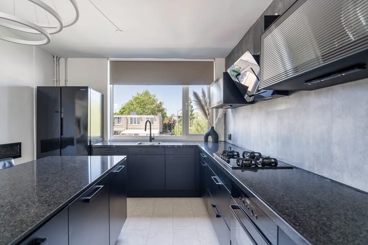 Foto 15 van Bijster 77