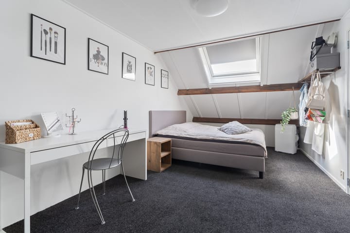 Photo 17 of Langeweg 76