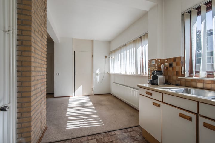 Photo 20 of Vos de Waelstraat 28