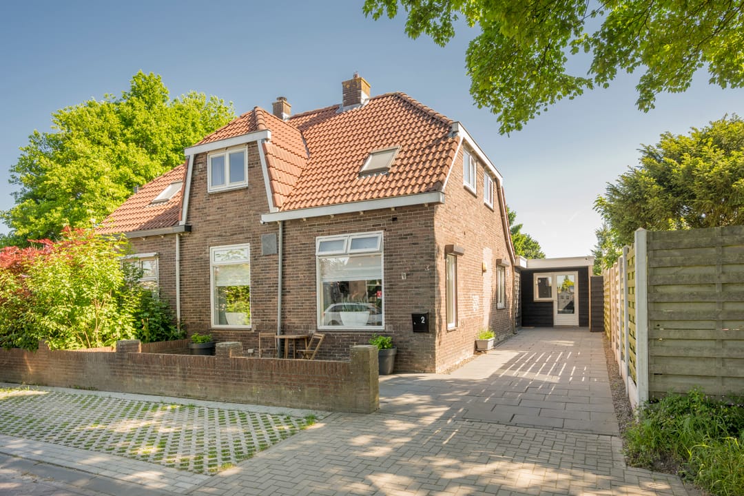 Foto 1 van St Josephstraat 2