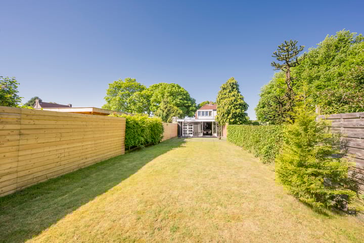 Photo 13 of St Josephstraat 2