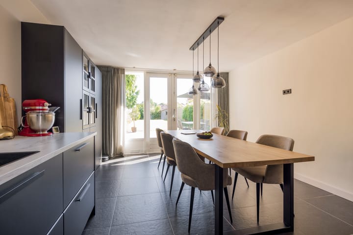 Photo 15 of St Josephstraat 2